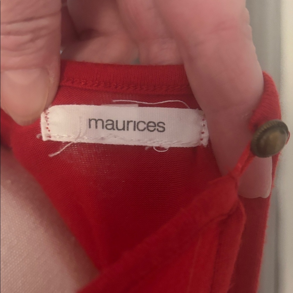 Maurices Red Sleeveless Crochet Blouse, size M - Picture 2 of 5